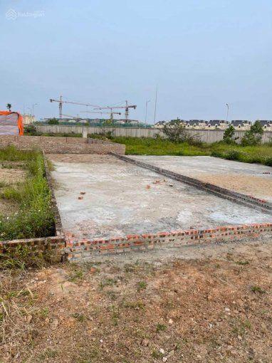 Bán lô dịch vụ khu 25ha 48m2 đường trước mặt rộng 20m giá tốt nhất dịch vụ Vân Canh