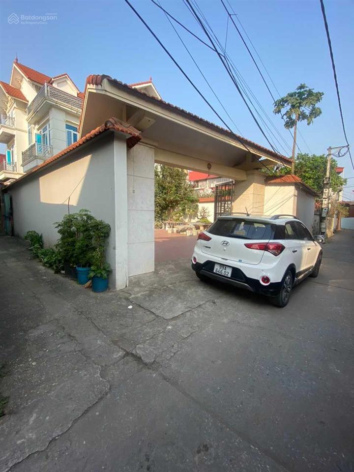 Bán đất thị trấn chờ yên phong bắc ninh ô tô, lô góc nở hậu mt = 6,2m giá 1,35 tỷ (71m2)