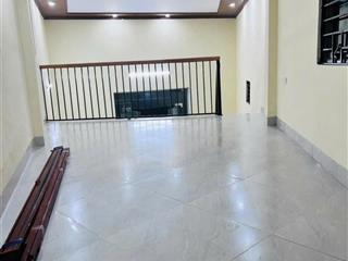 Bán nhà 50m2 x 1,5 tầng, xây mới rất đẹp, sd đất nông nghiệp, ô tô đỗ cửa 1,2 tỷ