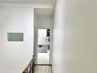 Bán nhà riêng phố văn cao, liễu giai, ba đình, hn. sổ đỏ 106m2 giá 16,5 tỷ. ngõ rộng, sát mặt phố