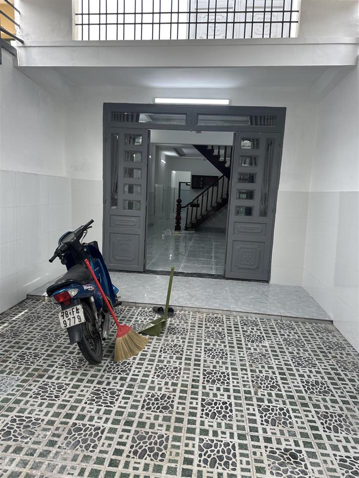 Bán nhà mặt tiền hẻm 740 quốc lộ 13, hiệp bình phước, thủ đức. dt 100,9m2 (4x25m). giá 8,2tỷ