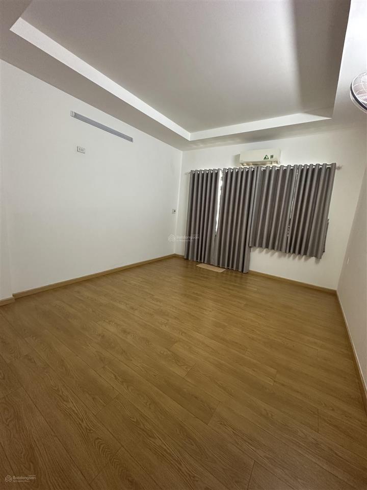 Bán nhà mặt tiền hẻm 740 quốc lộ 13, hiệp bình phước, thủ đức. dt 100,9m2 (4x25m). giá 8,2tỷ
