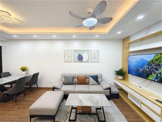 Cần bán căn hộ 71m 2pn 2vs tại hh3 linh đàm.
nhà đẹp như tranh, hiện trạng full nội thất mới 100%.