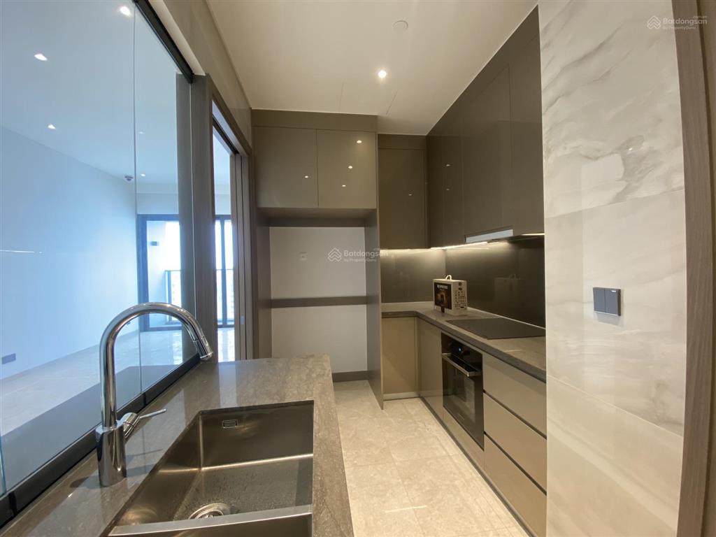 Cần tiền bán gấp căn chcc 96,72m2 3pn 2wc tại the marq quận 1