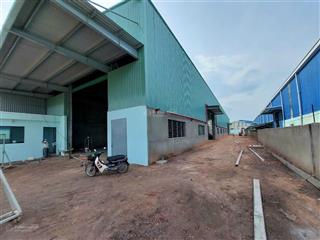 Cho thuê xưởng 1200m2.giấy tờ đầy đủ.khuôn viên riêng.tramh điện 160kvuyên hưng,tân uyên,bình dương