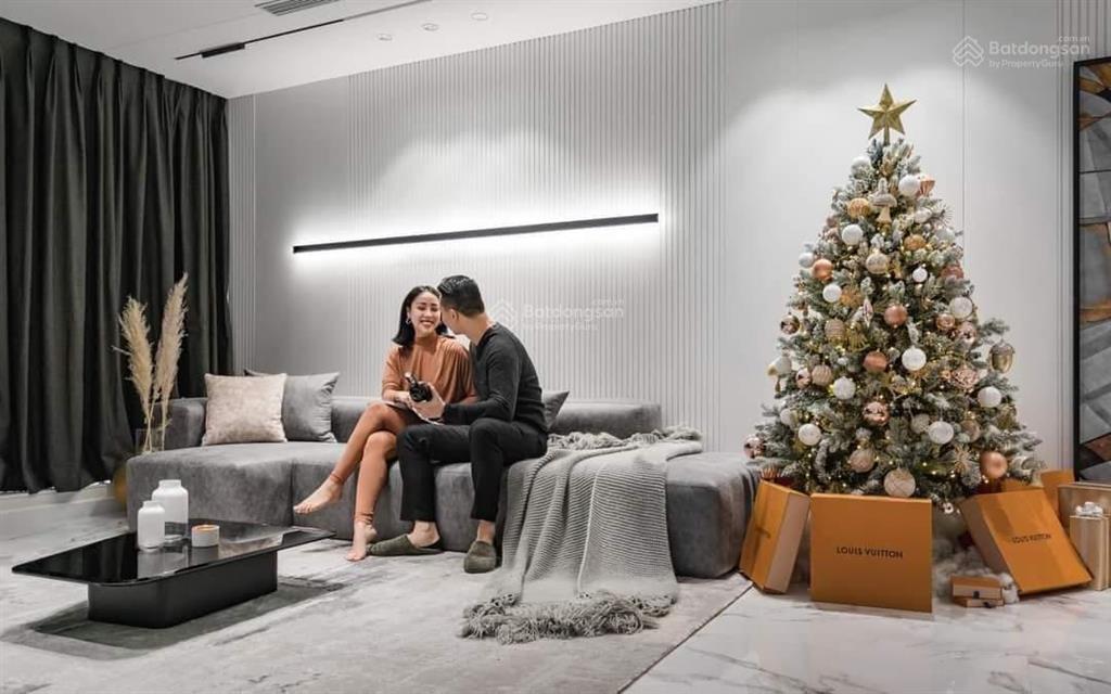 Duplex 2 tầng sunshine city 191.4m2 căn 4pn+1  5vs full đồ hoặc nguyên bản view sông hồng, nội khu