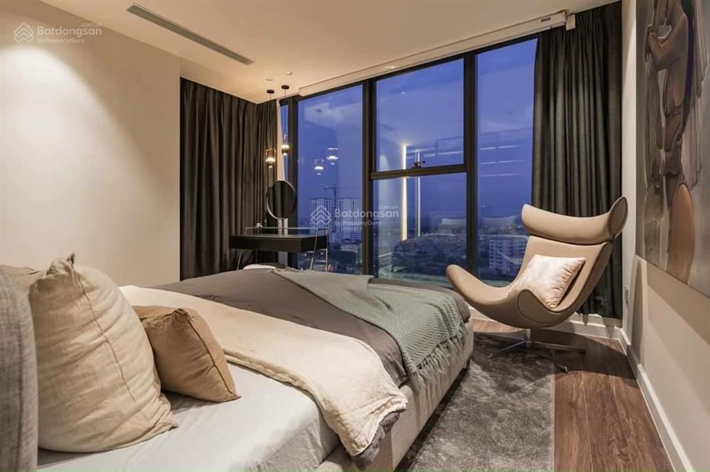 Duplex 2 tầng sunshine city 191.4m2 căn 4pn+1  5vs full đồ hoặc nguyên bản view sông hồng, nội khu