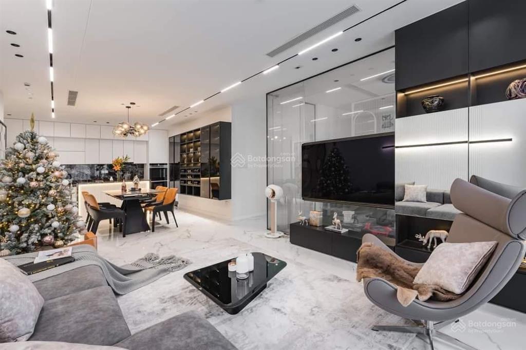 Duplex 2 tầng sunshine city 191.4m2 căn 4pn+1  5vs full đồ hoặc nguyên bản view sông hồng, nội khu