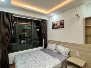 Bán căn tầng trung 26. view xéo biển. 59m2 full nội thất. giá 1 tỷ 660.  0931 354 ***