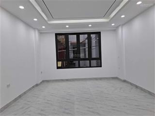 Bán nhà 5 tầng (thang máy). ngay gần chung cư hyundai. ô tô tránh. kinh doanh nhỏ. 43m2