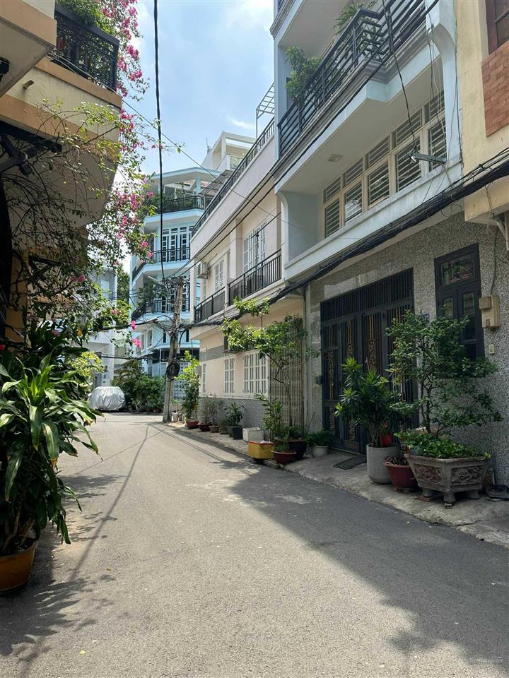 Chính chủ bán gấp nhà hxh quay đầu đường cao thắng, phường 12, quận 10