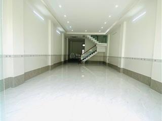 Nhà nam long đs 10, 3 phòng ngủ, 2 máy lạnh, lộ 12m, đông nam, sân đậu oto, nhà mới