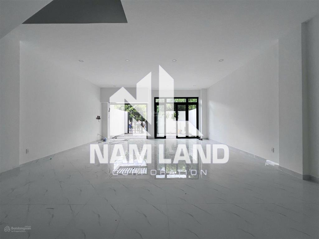 Cho thuê nhà 4 tầng trống suốt mới 100% ngay đường nguyễn hoàng làm công ty, tiktok live, showroom