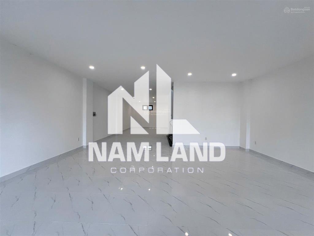 Cho thuê nhà 4 tầng trống suốt mới 100% ngay đường nguyễn hoàng làm công ty, tiktok live, showroom