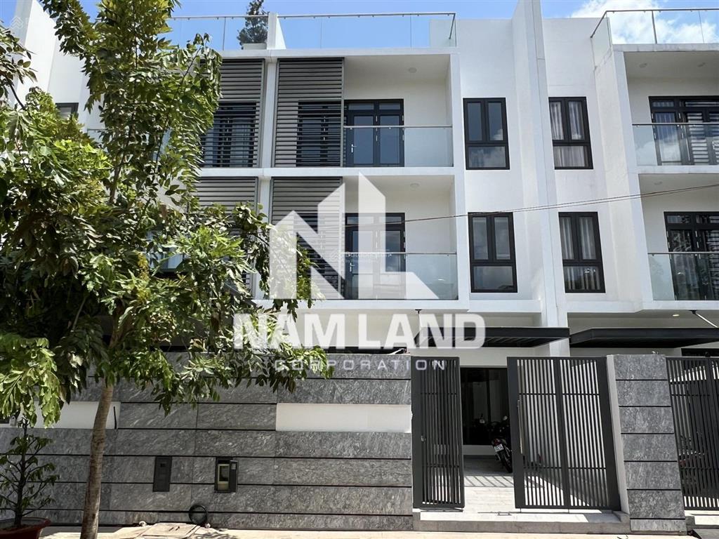 Cho thuê nhà 4 tầng trống suốt mới 100% ngay đường nguyễn hoàng làm công ty, tiktok live, showroom