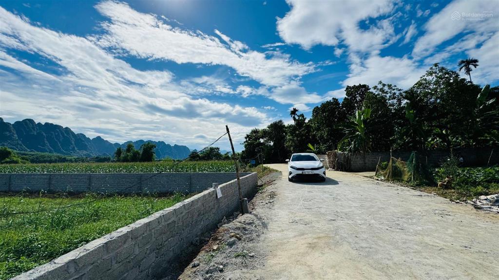 Chính chủ gửi bán 3750m2 đất, view đẹp bám sông bôi hiền hoà