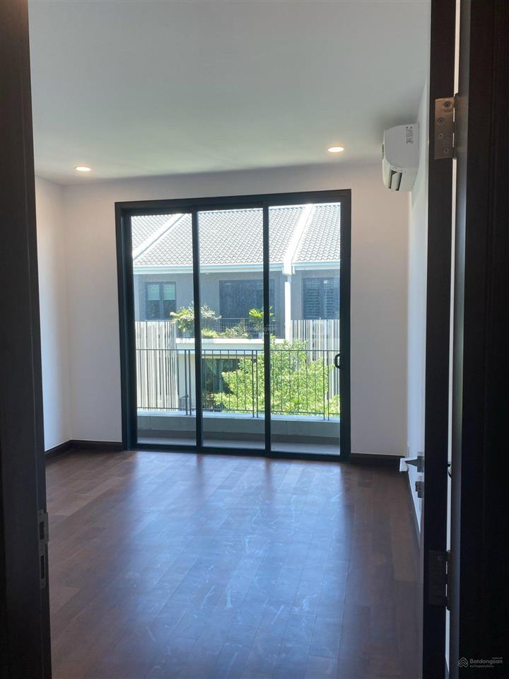 Cho thuê nhà parkcity khu mansions, dt 154m2 chính chủ full nội cơ bản cđt.  0397 588 ***