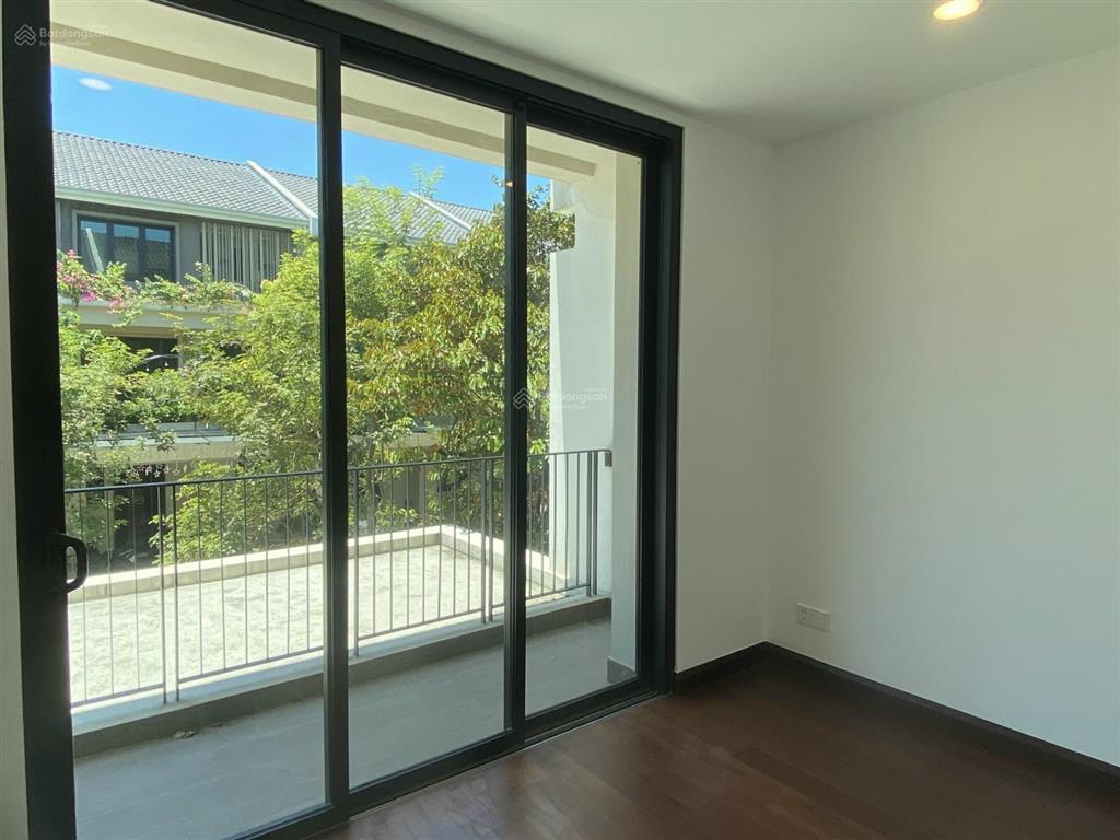 Cho thuê nhà parkcity khu mansions, dt 154m2 chính chủ full nội cơ bản cđt.  0397 588 ***