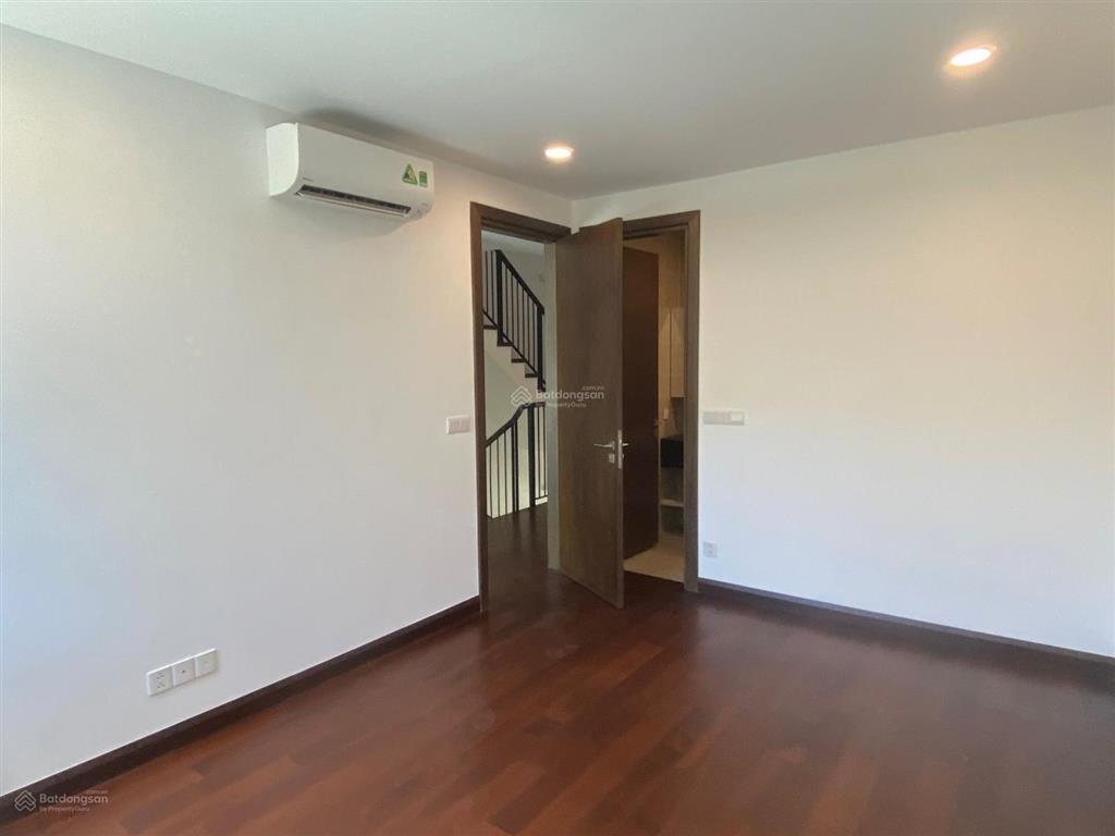 Cho thuê nhà parkcity khu mansions, dt 154m2 chính chủ full nội cơ bản cđt.  0397 588 ***