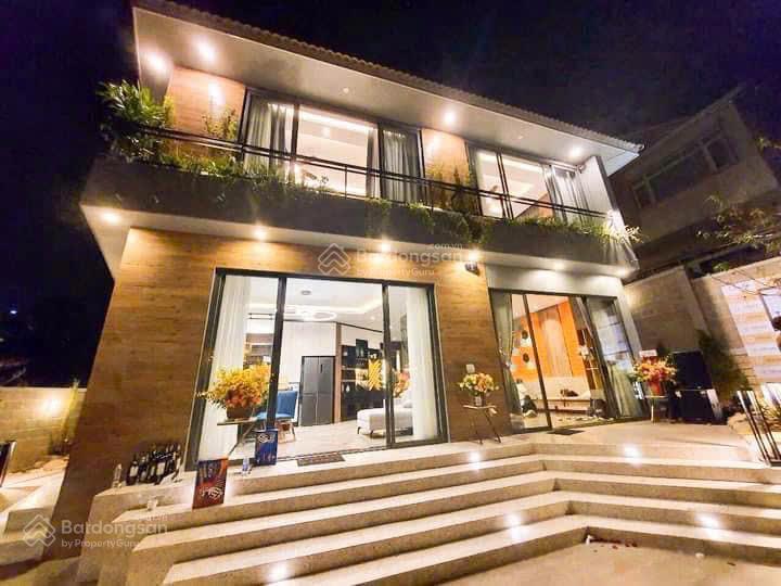 Xoay việc bán gấp nhà kiến trúc độc đáo view thoáng ngay xô viết nghệ tĩnh p7 đà lạt 1153m2 19.5 tỷ