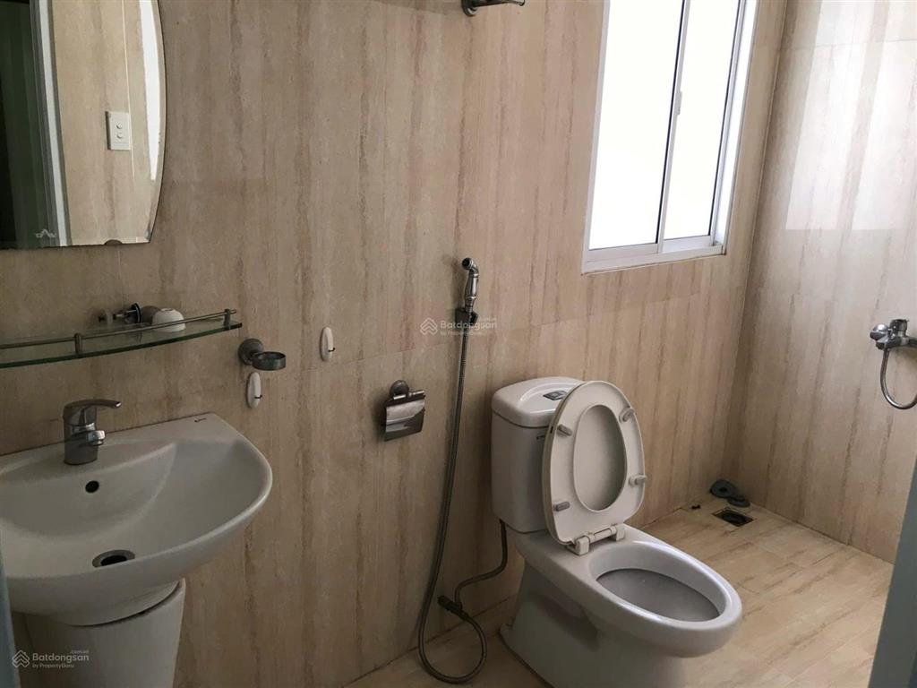 Bán nhà làng đại học khu abc, dt 6x14m, 1 trệt 2 lầu, sổ hồng. giá 9 tỷ