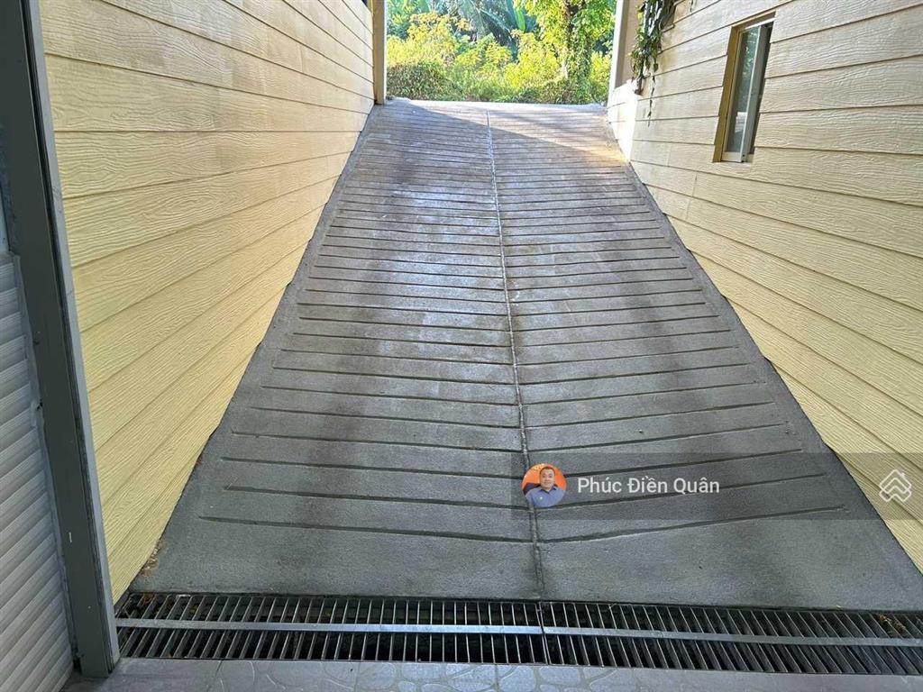 Cần bán lô góc 215m2 giá tốt 0902 454 ***