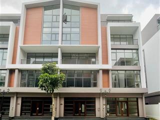 Shophouse biển mặt tiền 6m, xây 90m2/ sàn, giá tốt.  0941 932 ***