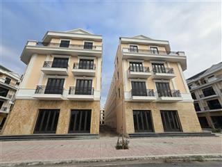 Shhophouse becamex vsip bn diện tích sàn 239m2 ngân hàng cho vay 70% giá cắt lỗ lúc mở bán