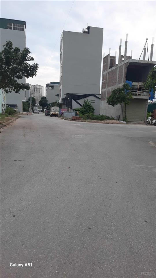 Cần bán nhanh lô góc 50m2 đất dịch vụ dương nội, view vườn hoa, giá chỉ 13.2 tỷ