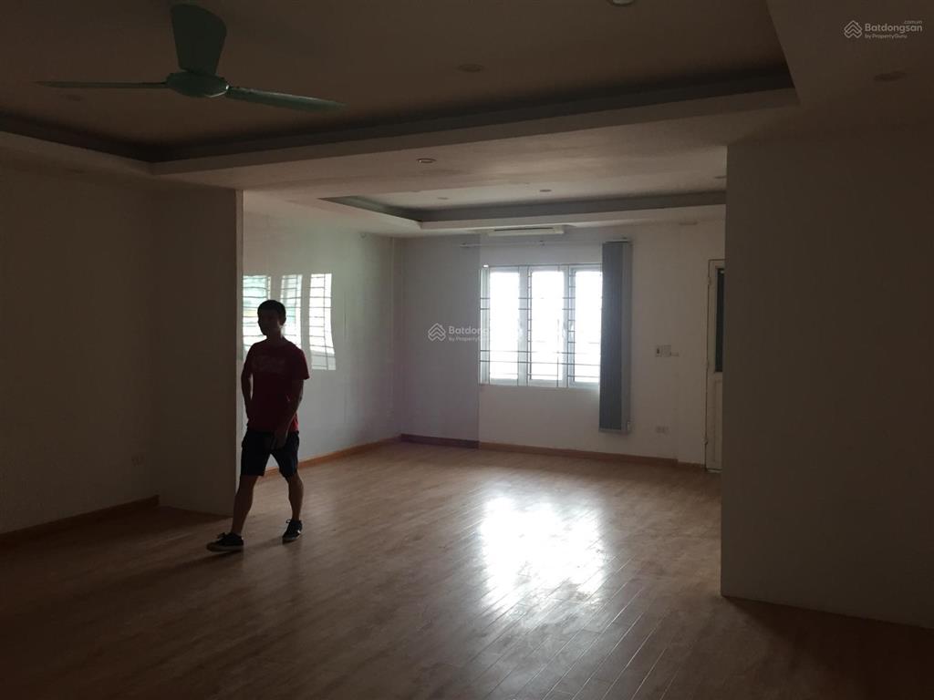 Cho thuê vp phố nguyễn khang, cầu giấy, hà nội, dtsd 165m2,thông sàn,35tr/tháng