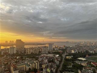 Tôi chính chủ bán căn hộ 3n kosmo tây hồ, sát penthouse view trọn vẹn hồ tây và sông hồng