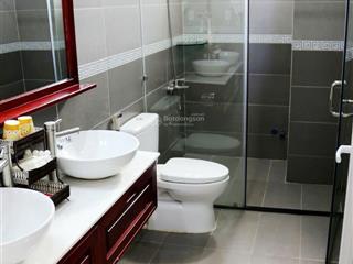 Bán khách sạn mặt tiền phan chu trinh, phường 2 tpvt. s=220m2 bhr 7 tầng doanh thu cao. giá 40 tỷ