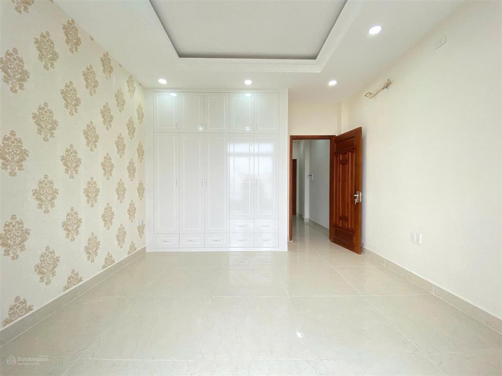 Dãy nhà phố cực đẹp ngay cổng vạn phúc city  đường 10 mét có vỉa hè