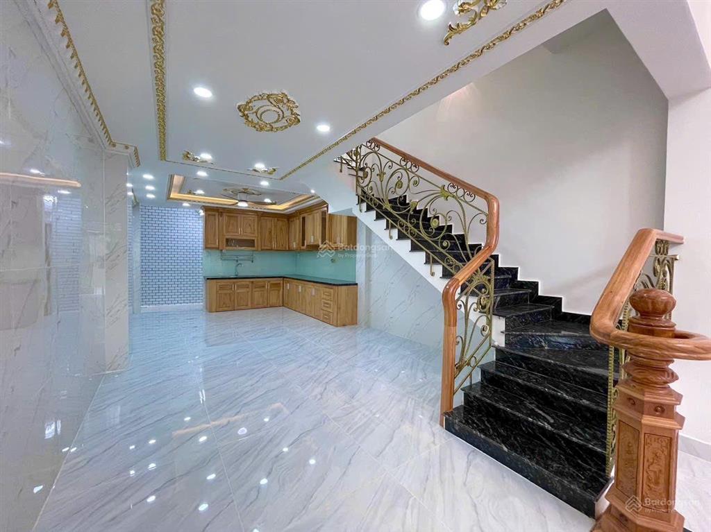Dãy nhà phố cực đẹp ngay cổng vạn phúc city  đường 10 mét có vỉa hè