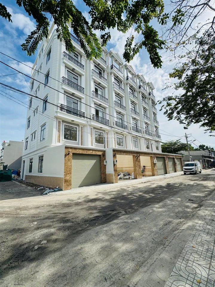 Dãy nhà phố cực đẹp ngay cổng vạn phúc city  đường 10 mét có vỉa hè