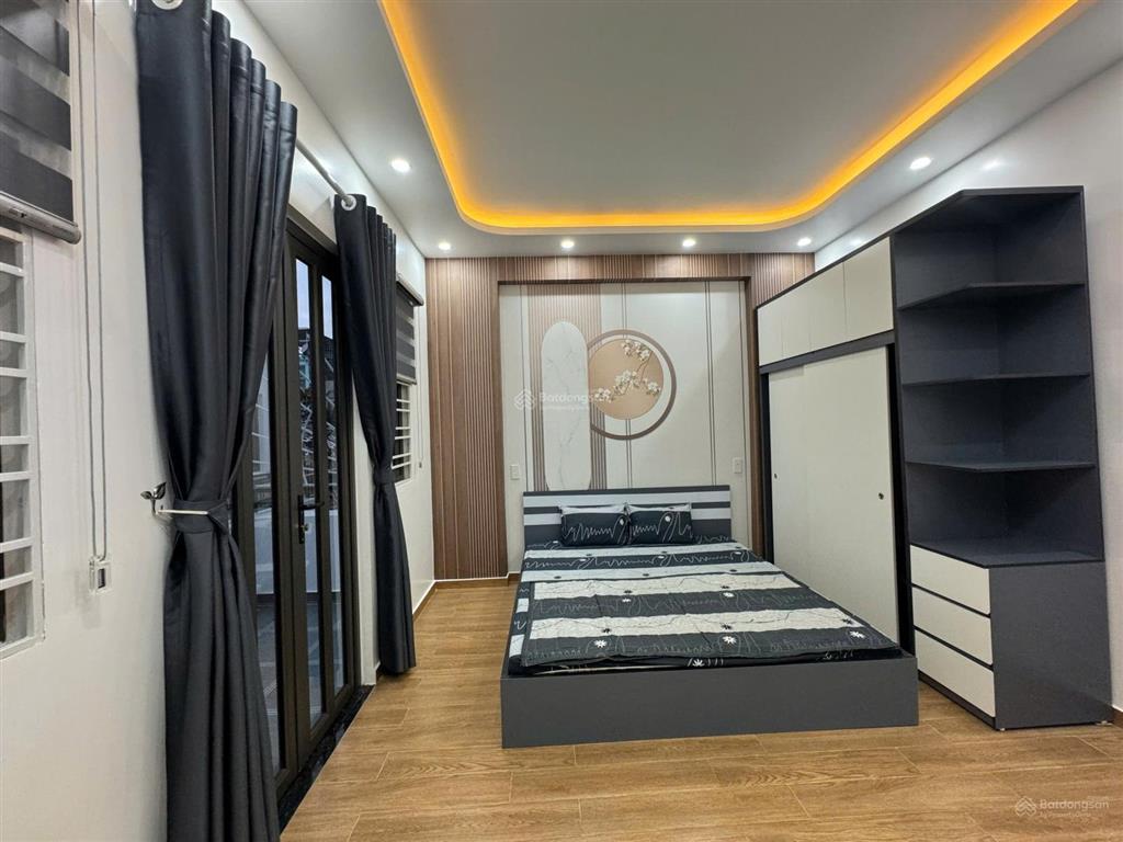 Cho thuê nhà văn cao mới tinh, 59m2, 4 tầng, 4 ngủ full 13 triệu  0912 473 ***