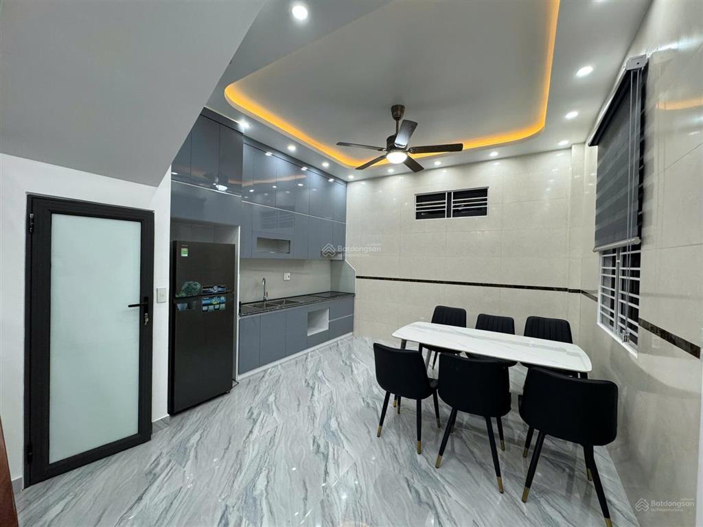 Cho thuê nhà văn cao mới tinh, 59m2, 4 tầng, 4 ngủ full 13 triệu  0912 473 ***