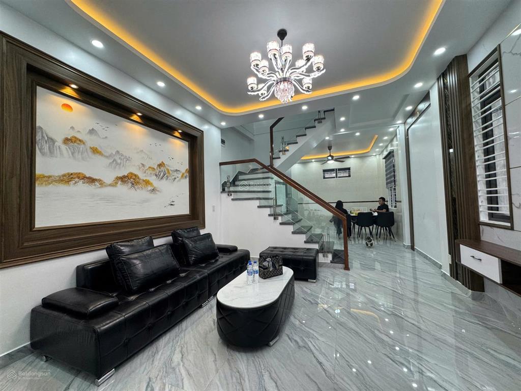 Cho thuê nhà văn cao mới tinh, 59m2, 4 tầng, 4 ngủ full 13 triệu  0912 473 ***