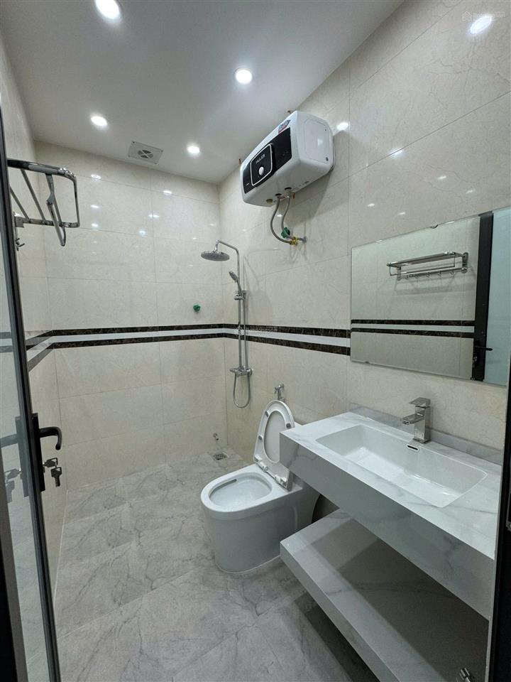 Cho thuê nhà văn cao mới tinh, 59m2, 4 tầng, 4 ngủ full 13 triệu  0912 473 ***