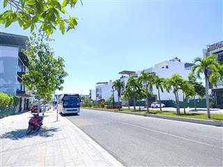Lô sạch đẹp, mặt đường 22 (35m), vỉa hè 7m, thuộc kdt VCN Phước Long 1, QH kết nối vào KĐT Sân Bay Nha Trang đi ra biển 