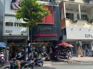 Bán gấp nhà mt đường sư vạn hạnh, p9, quận 10  gần vạn hạnh mall giá chỉ hơn 14 tỷ