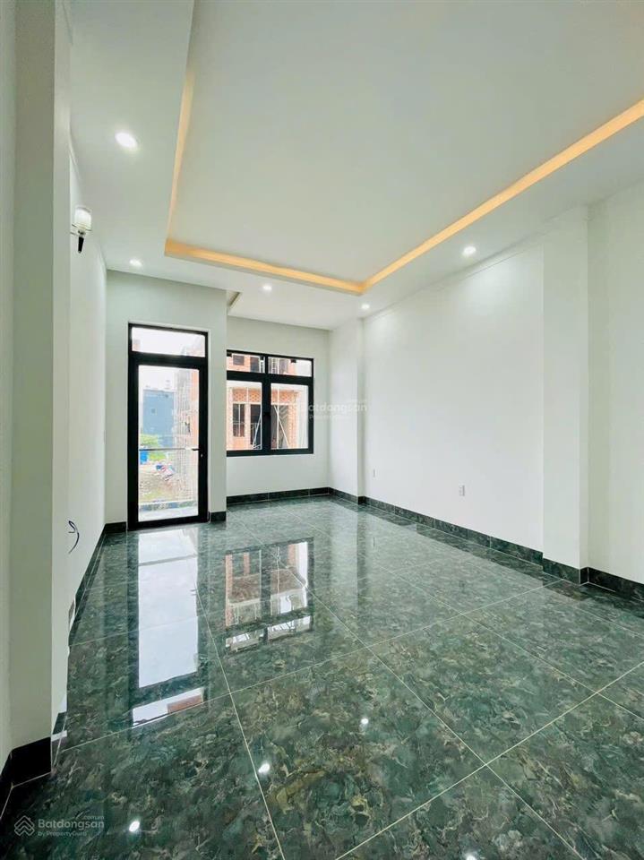 Nhà trục chính kdc lộc phát . dg 22/12 thuận giao. liền kề siêu thị aeon. thương lượng