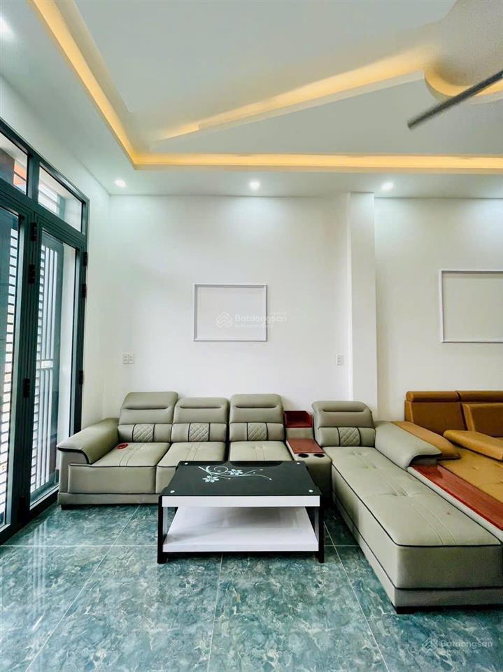Nhà trục chính kdc lộc phát . dg 22/12 thuận giao. liền kề siêu thị aeon. thương lượng
