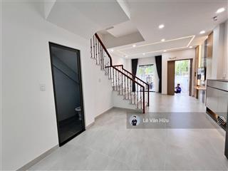 Chi thuê nhà full nội thất 3 phòng ngủ vừa hoàn thiện xong tại sun casa central