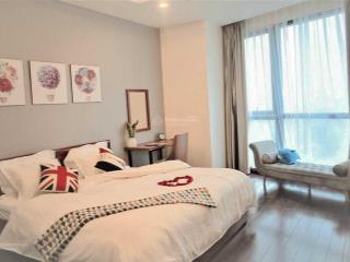 Cần bán căn hộ chung cư cao cấp tầng 32 r4a 2 phòng ngủ tại royal city, 72 nguyễn trãi, thanh xuân