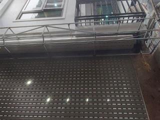 Nhà ngõ thông, 6 tầng, thang máy phố Trường Chinh, Đống Đa. 0911554873.