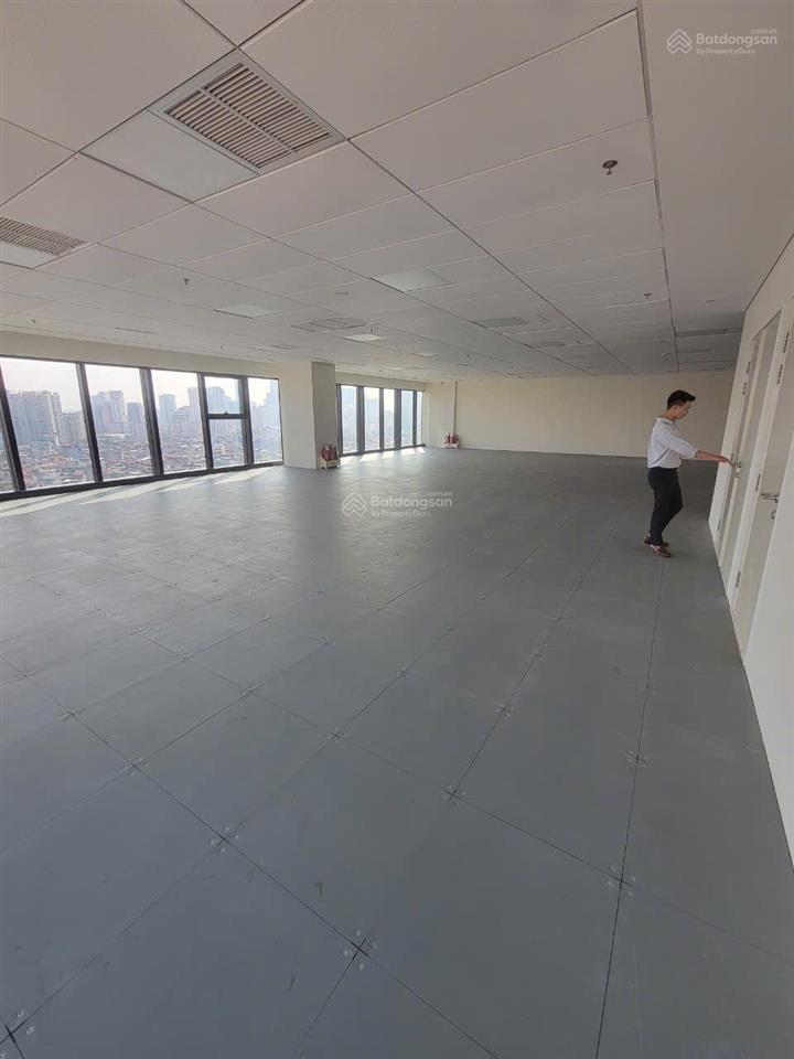 Cho thuê vp hạng a tại tòa nhà lotte center hanoi  54 liễu giai, ba đình dt 680m2 cắt nhỏ