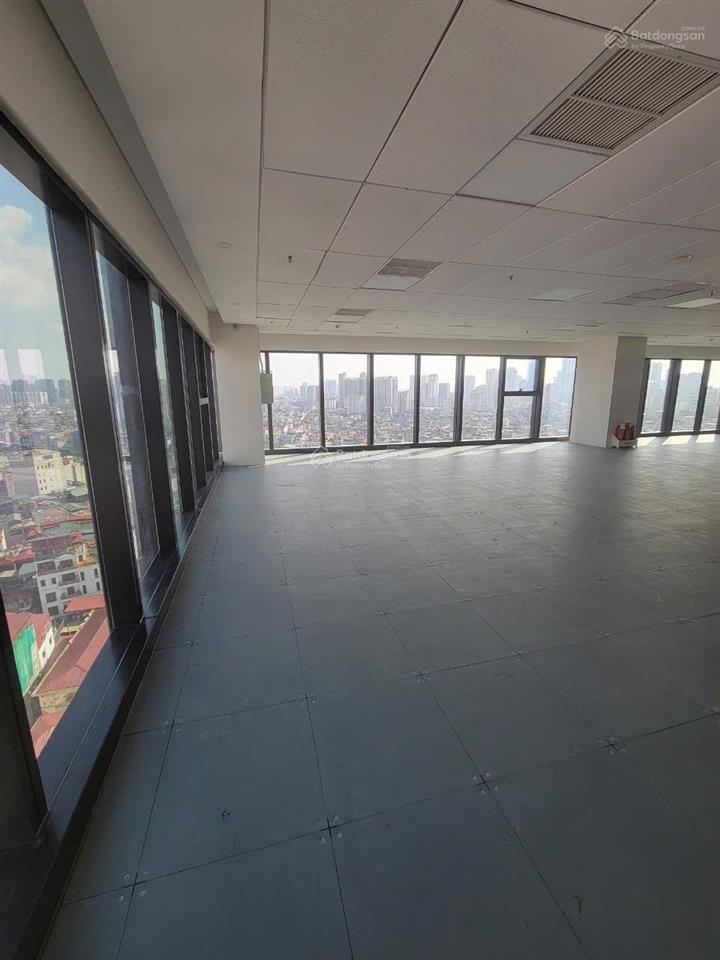 Cho thuê vp hạng a tại tòa nhà lotte center hanoi  54 liễu giai, ba đình dt 680m2 cắt nhỏ