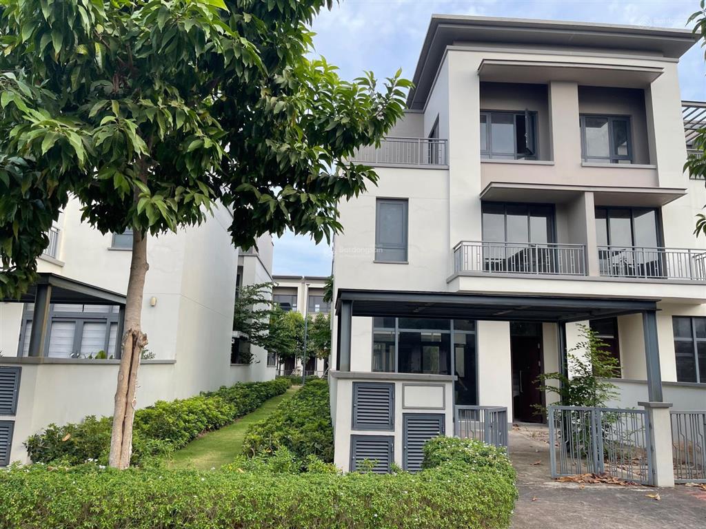 Căn nhà phố 107,1m2 dự án swanpark 2 mặt thoáng nằm trong khu compounds giá 5.4 tỷ cả nhà và đất