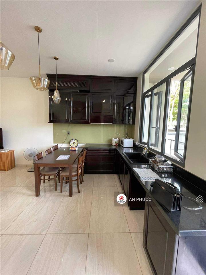 Bán nhà phố big khu compound swanpark 107,1m2 giá tốt đầu tư đón vđ3 và sân bay
